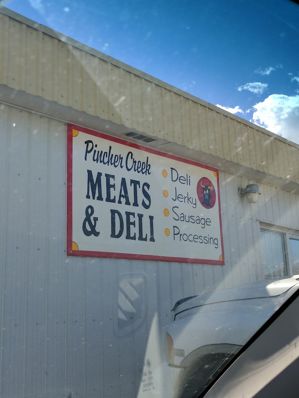 Pincher Creek Meats | 1039 Deer Ave, Pincher Creek, AB T0K 1W0, Canada | Phone: (403) 627-3655