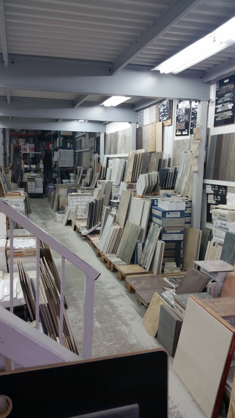 Discount Tile & Backsplashes | 1345 Morningside Avenue Unit 2 Facing, Morningside Ave, Scarborough, ON M1B 5K3, Canada | Phone: (416) 822-1201