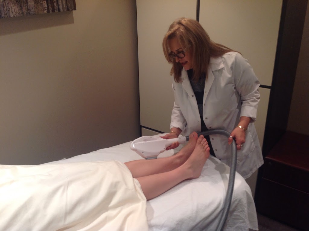 AViVA Body Laser | 619 Cumberland St, New Westminster, BC V3L 5B7, Canada | Phone: (604) 440-4204