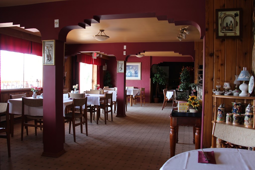 Citadella Restaurant (Radium Hot Springs) | 5067 Madsen Rd, Radium Hot Springs, BC V0A 1M0, Canada | Phone: (250) 347-9548