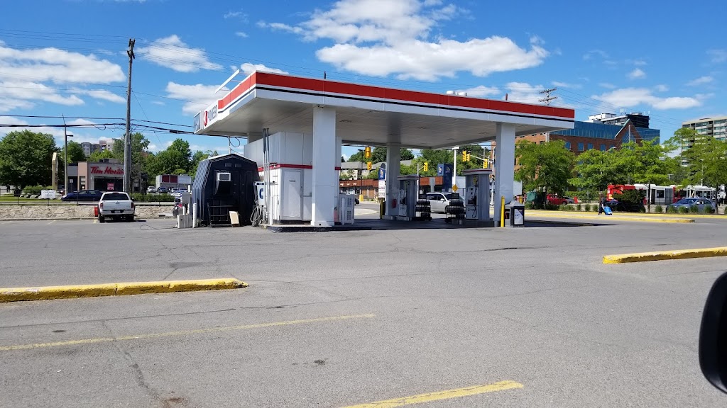 Pioneer - Gas Station | 590 Montréal Rd, Ottawa, ON K1K 0T9, Canada | Phone: (613) 744-7871