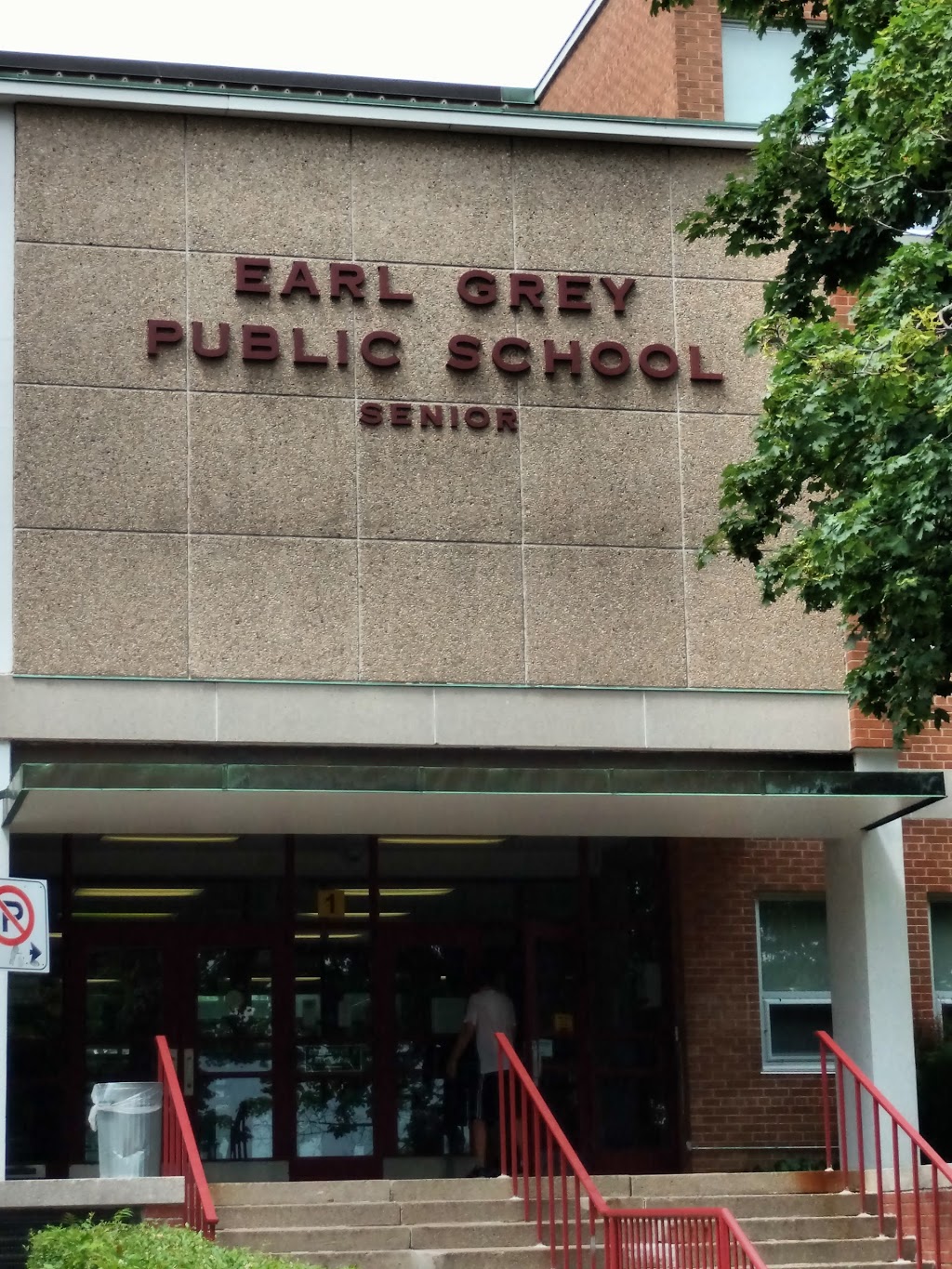 Earl Grey Senior Public School | 100 Strathcona Ave, Toronto, ON M4J 1G8, Canada | Phone: (416) 393-9545