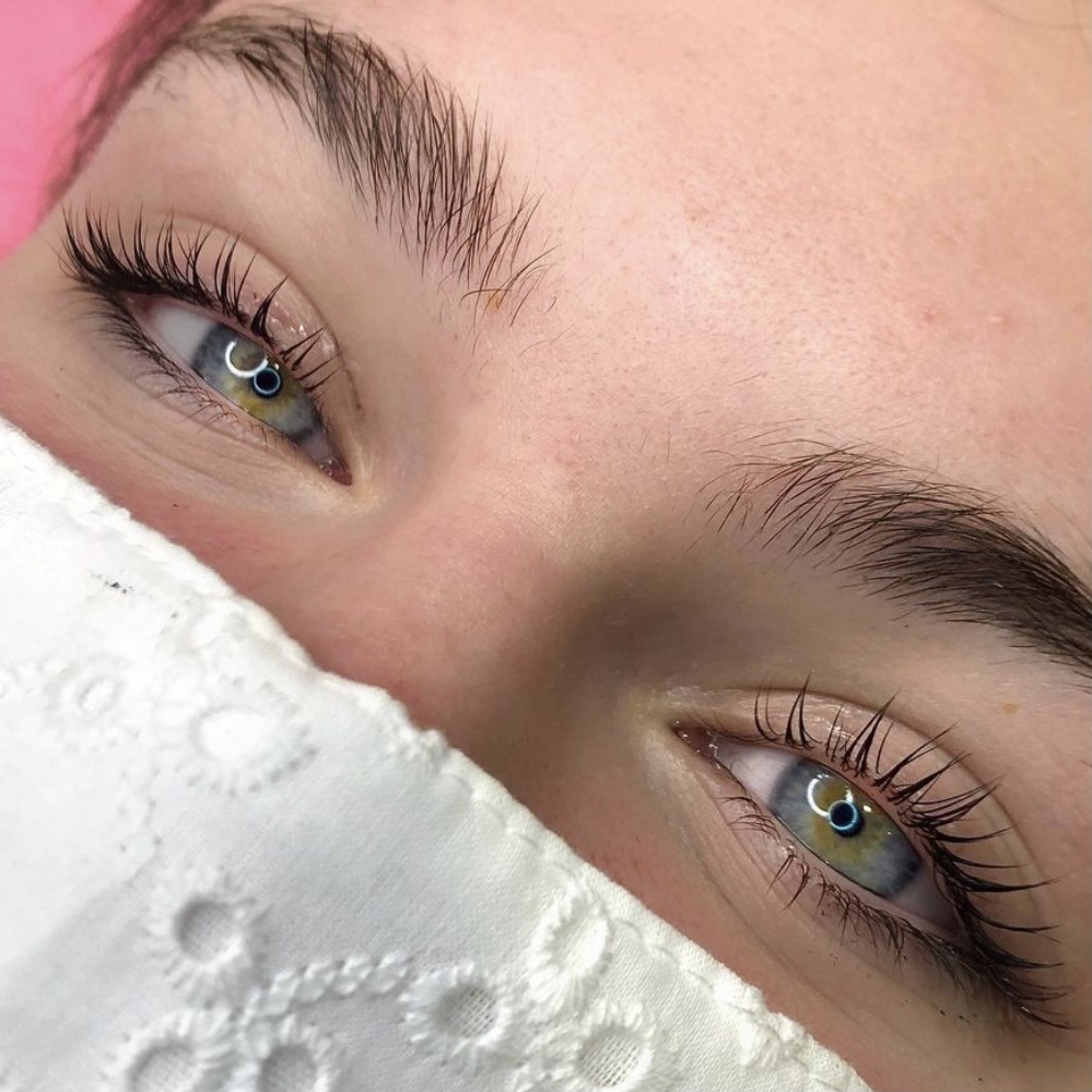 Bellas Lash Co. | 1598 Nichol Rd, White Rock, BC V4B 3C2, Canada | Phone: (604) 727-4288