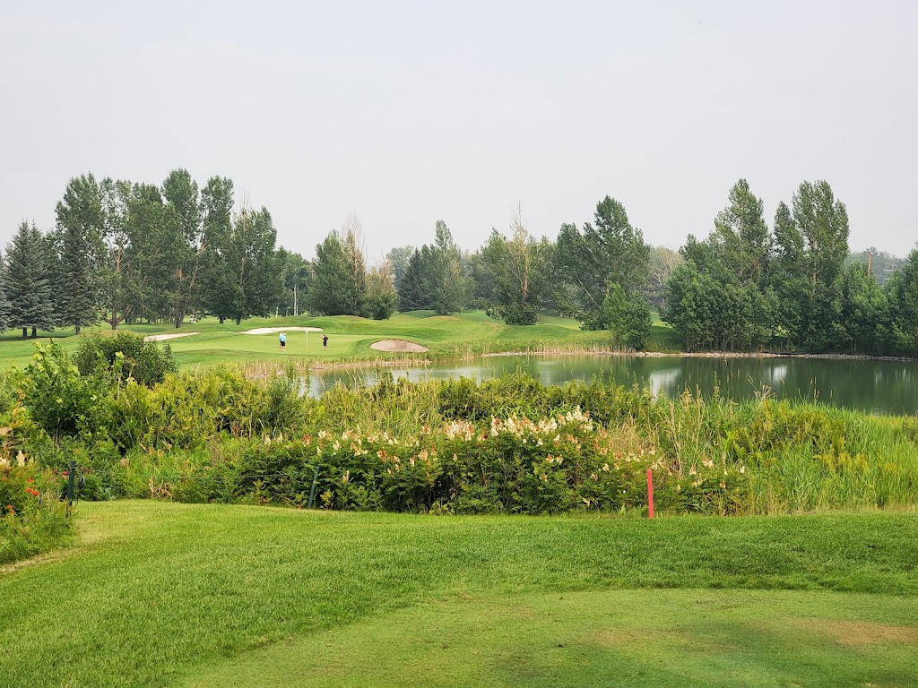 Cottonwood Golf & Country Club | 88008 226 Ave E, Alberta T1S 4A6, Canada | Phone: (403) 938-7200