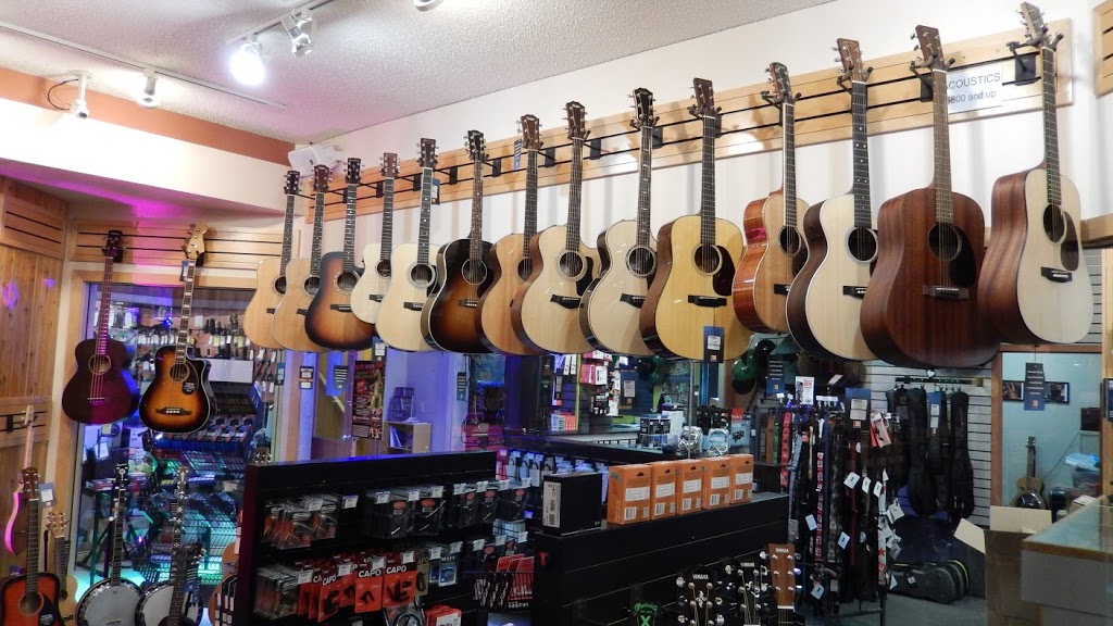 Long & McQuade Musical Instruments | 10204 107 Ave, Edmonton, AB T5H 4A5, Canada | Phone: (780) 423-4448