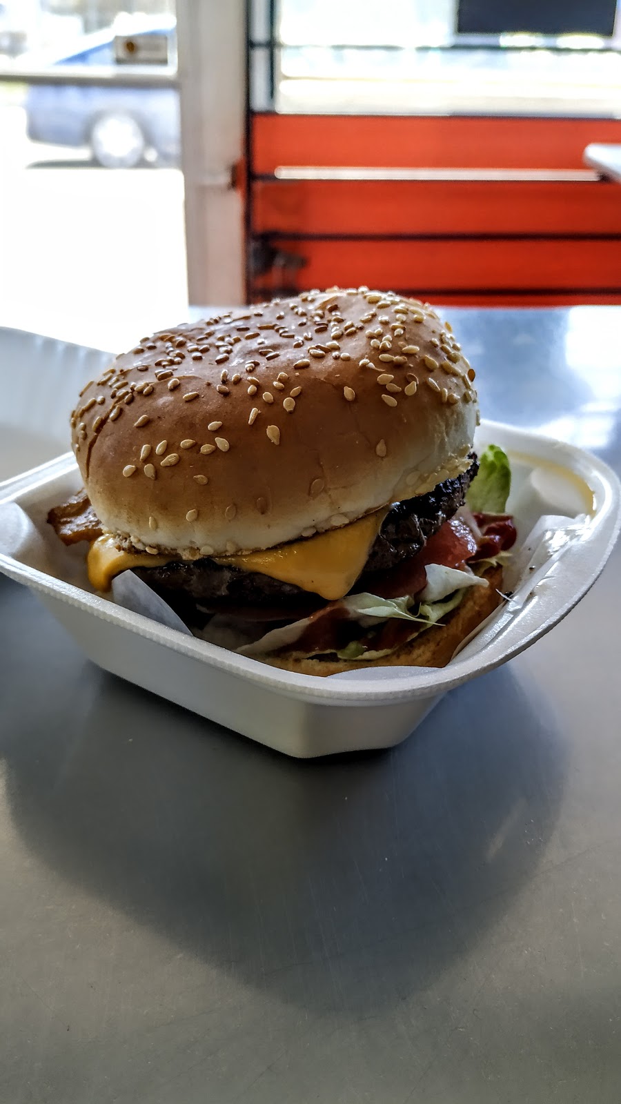 S&G Fries and Burgers | 1845 Carling Ave, Ottawa, ON K2A 1C9, Canada | Phone: (343) 882-1588