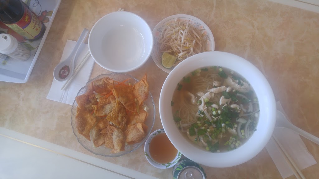 PHO VN Restaurant | 43 Oxford St, Tillsonburg, ON N4G 2G4, Canada | Phone: (519) 688-6888