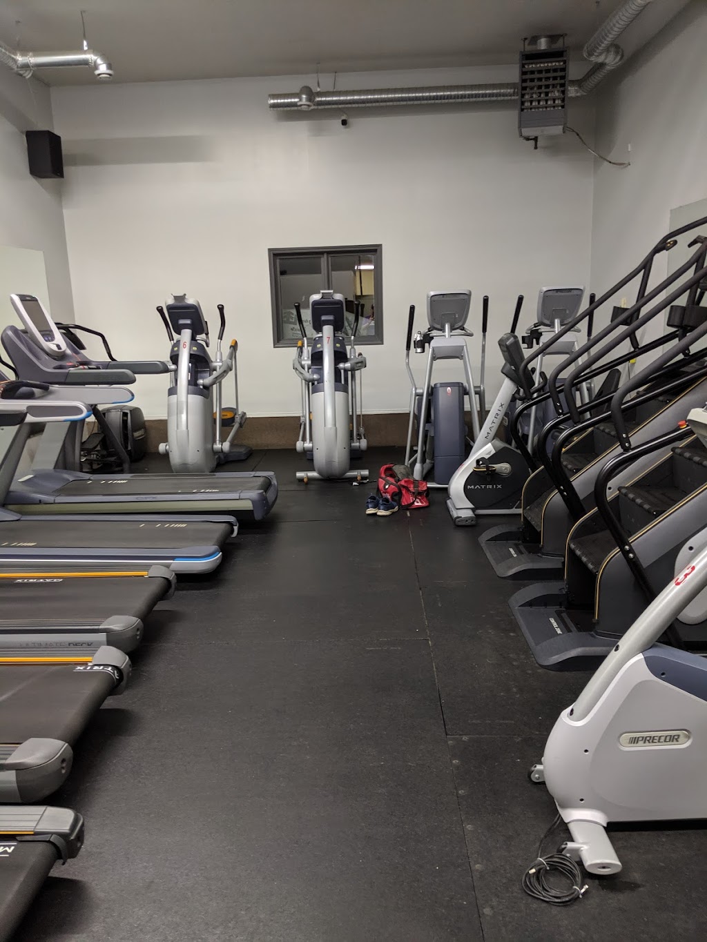 Community Fitness Connection Centre | 11922 22 Ave, Blairmore, AB T0K 0E0, Canada | Phone: (403) 562-7870