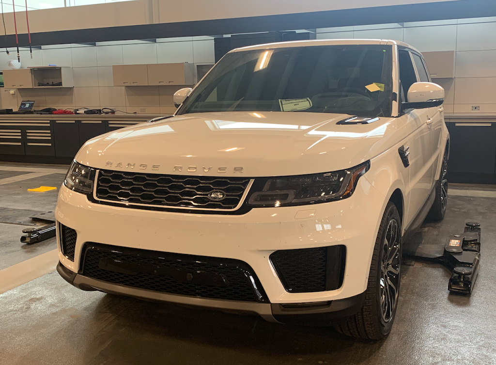 Land Rover Royal Oak Service Centre Calgary | 7755 110 Ave NW, Calgary, AB T3R 1R8, Canada | Phone: (403) 910-7882