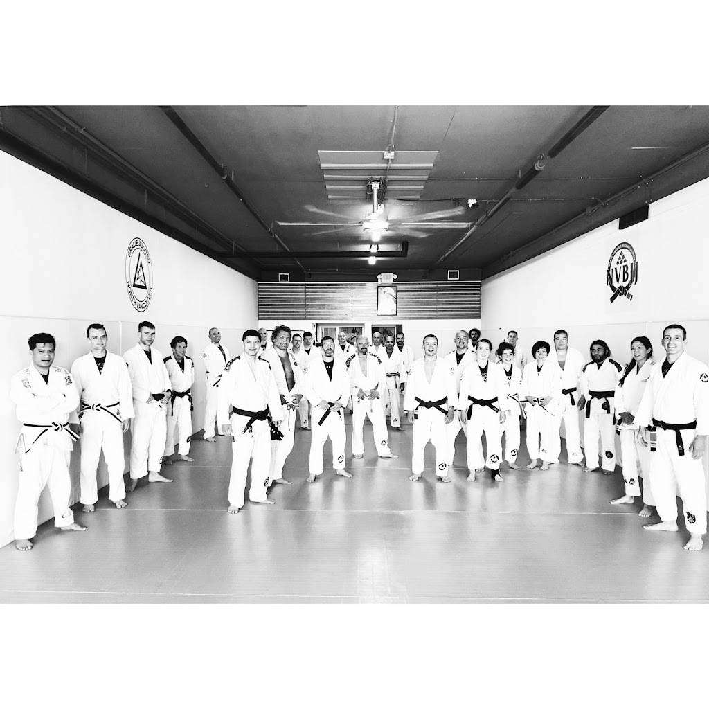 North Vancouver Brazilian Jiu Jitsu | 250 Esplanade E #206, North Vancouver, BC V7L 1A3, Canada | Phone: (604) 770-1766