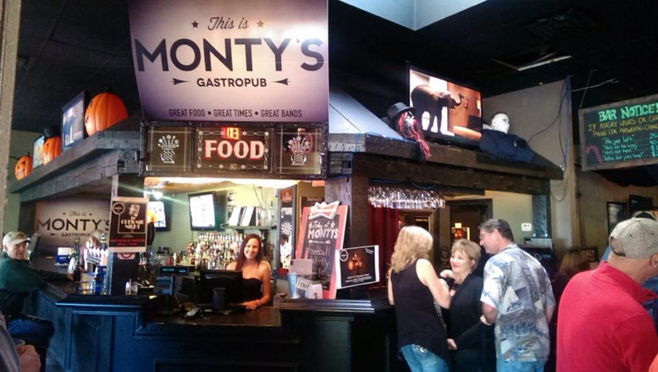 Montys Gastropub | 547 Ontario St, St. Catharines, ON L2N 4N4, Canada | Phone: (905) 397-7770