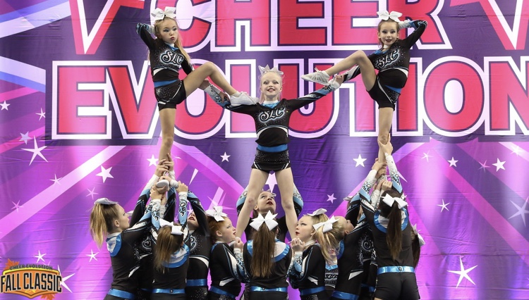 Snow Leopards Cheerleading | 655 Harvie Settlement Rd, Orillia, ON L3V 0Y7, Canada | Phone: (705) 305-8160