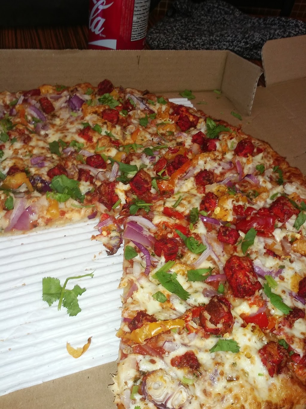 Popular Pizza | 499 Ray Lawson Blvd, Brampton, ON L6Y 4E6, Canada | Phone: (905) 874-4242