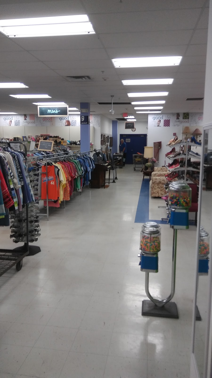 Goodwill Store & Donation Center | Store, 1119 William St, Buffalo, NY 14206, USA | Phone: (716) 961-0300