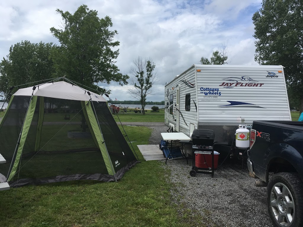 Cottages on Wheels. Camping Trailer Rentals. | 514 Bigford Rd, Brighton, ON K0K 1H0, Canada | Phone: (613) 475-9486