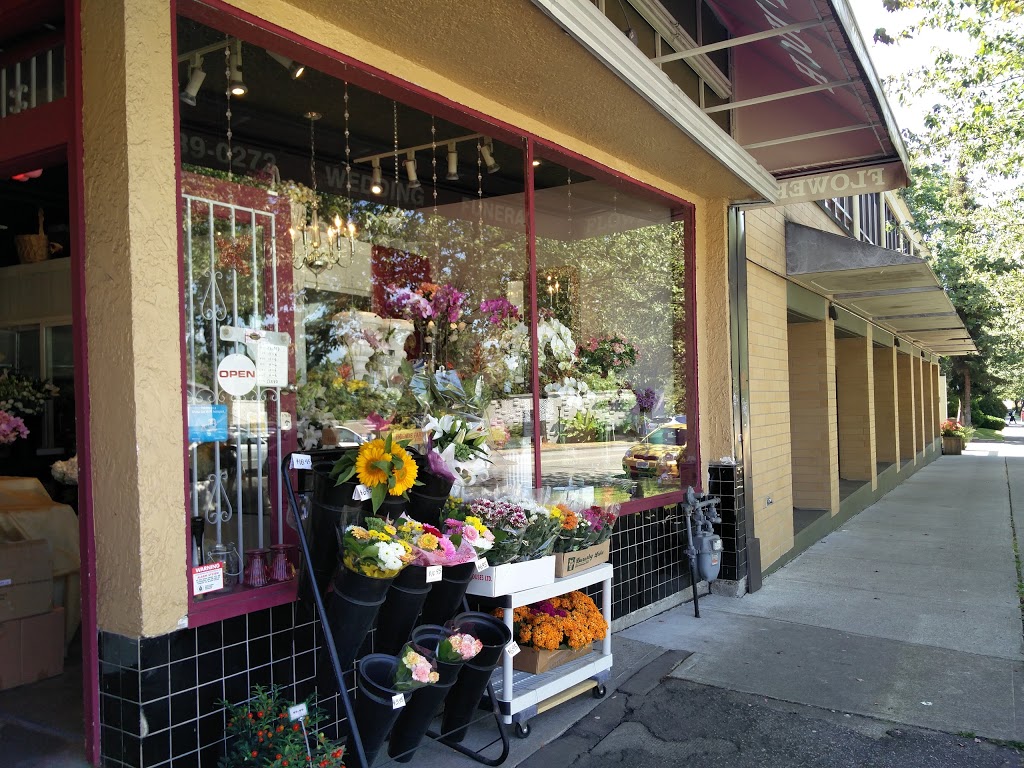 A Flowers Touch | 2980 E 22nd Ave, Vancouver, BC V5M 2Y4, Canada | Phone: (604) 439-0272