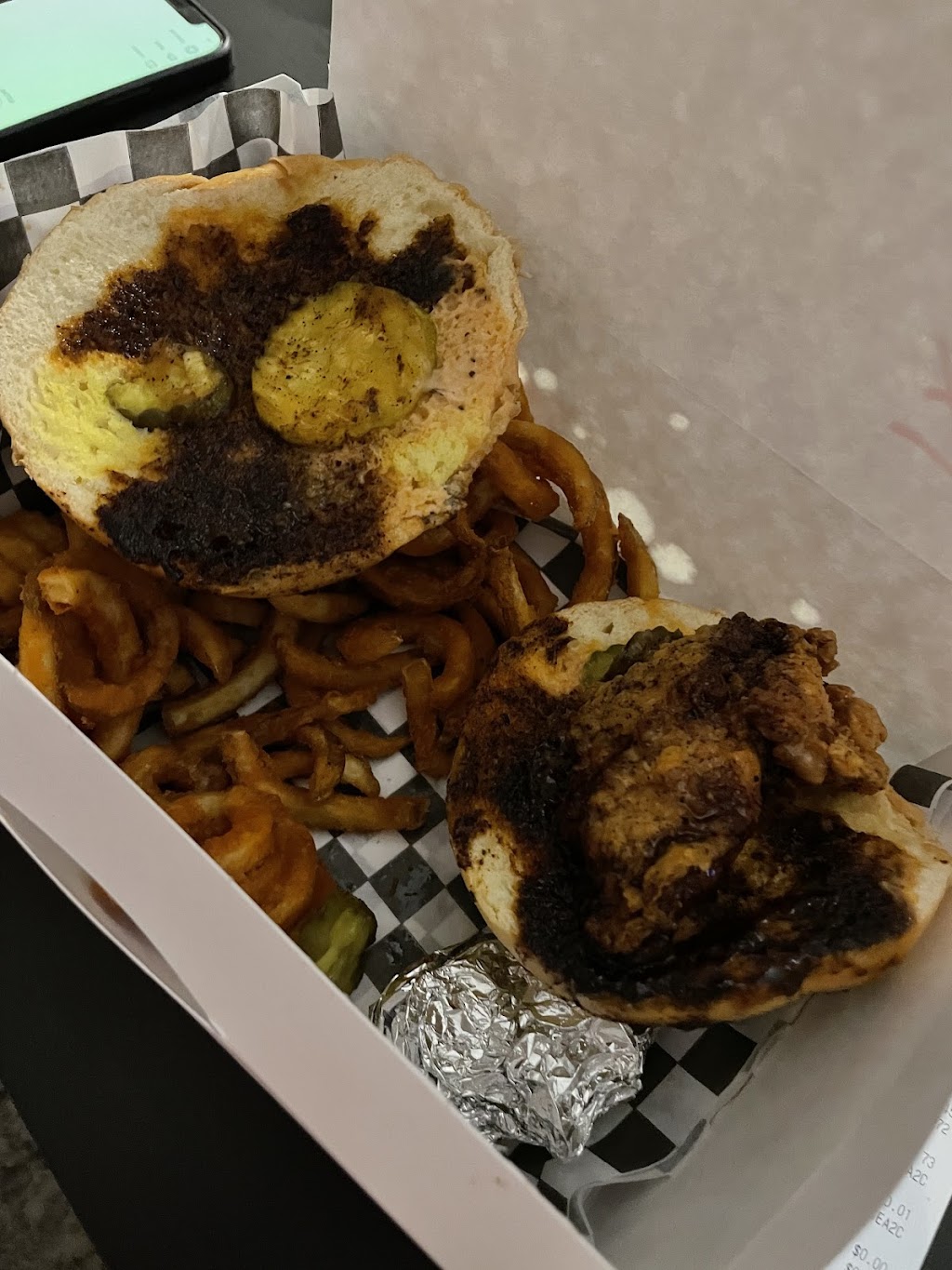 Frankies Nashville Hot Chicken | 780 Baseline Rd, Ottawa, ON K2C 0A3, Canada | Phone: (613) 224-4044