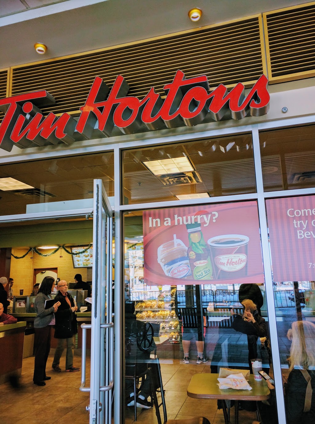 Tim Hortons | 2200 Eglinton Ave W #9, Mississauga, ON L5M 2N1, Canada | Phone: (905) 813-3834