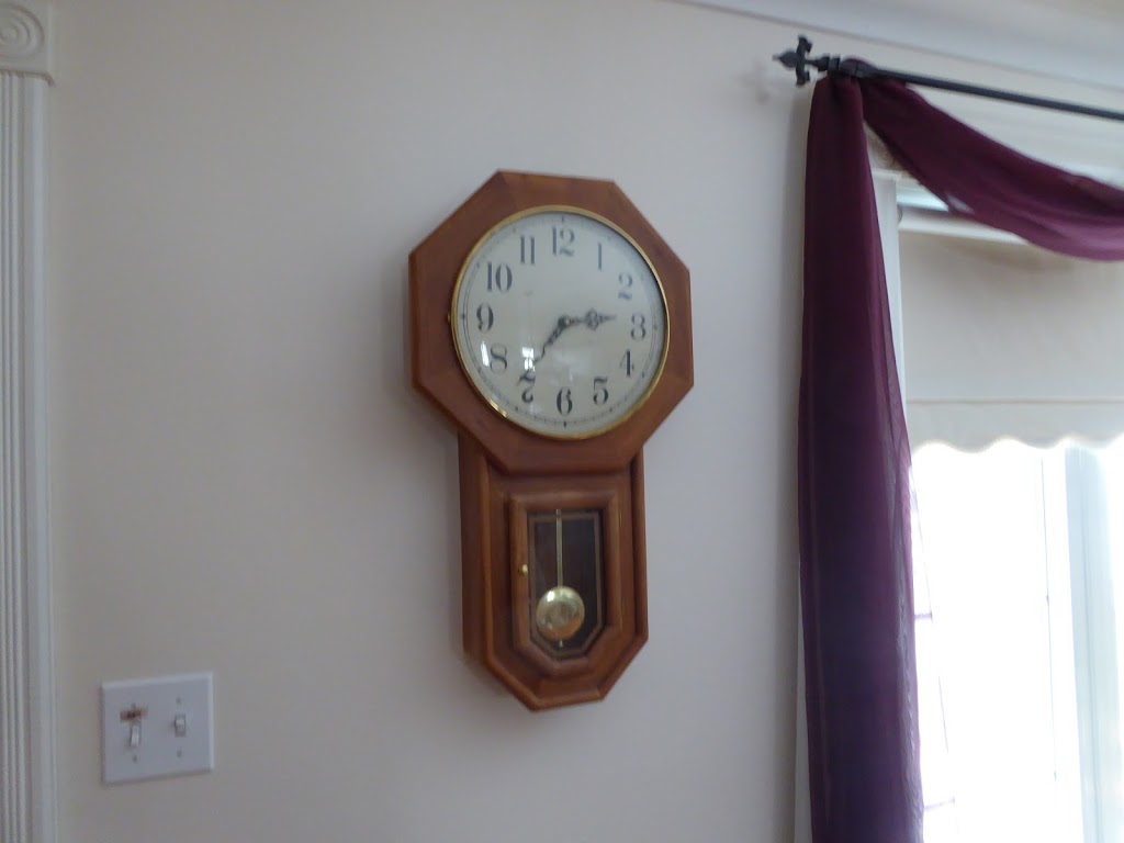 Manotick Clock Repair | 2132 Kelwing Ln, Manotick, ON K4M 1B4, Canada | Phone: (613) 692-8690
