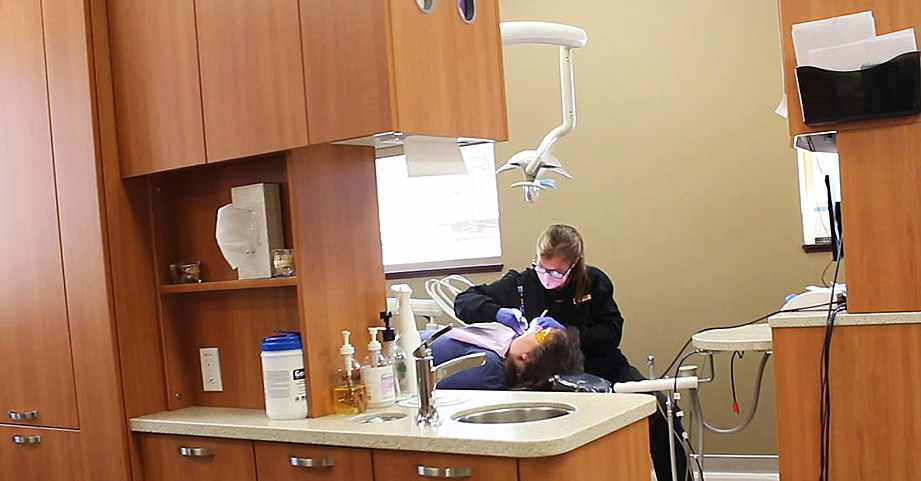 Crowsnest Dental | 2132 129 St, Blairmore, AB T0K 0E0, Canada | Phone: (403) 562-2236