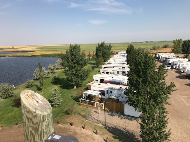 King Arthurs Lakefront Resorts | Vauxhall, AB T0K 2K0, Canada | Phone: (403) 634-1824