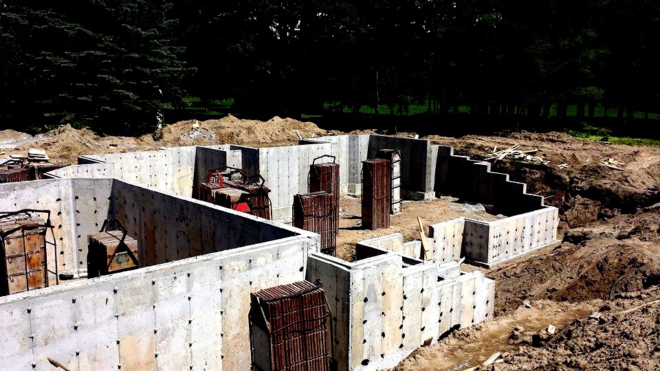 GTA CUSTOM CONCRETE FOUNDATIONS & CONSTRUCTION LTD. | 978 Roselawn Ave, York, ON M6B 1C1, Canada | Phone: (647) 341-0482