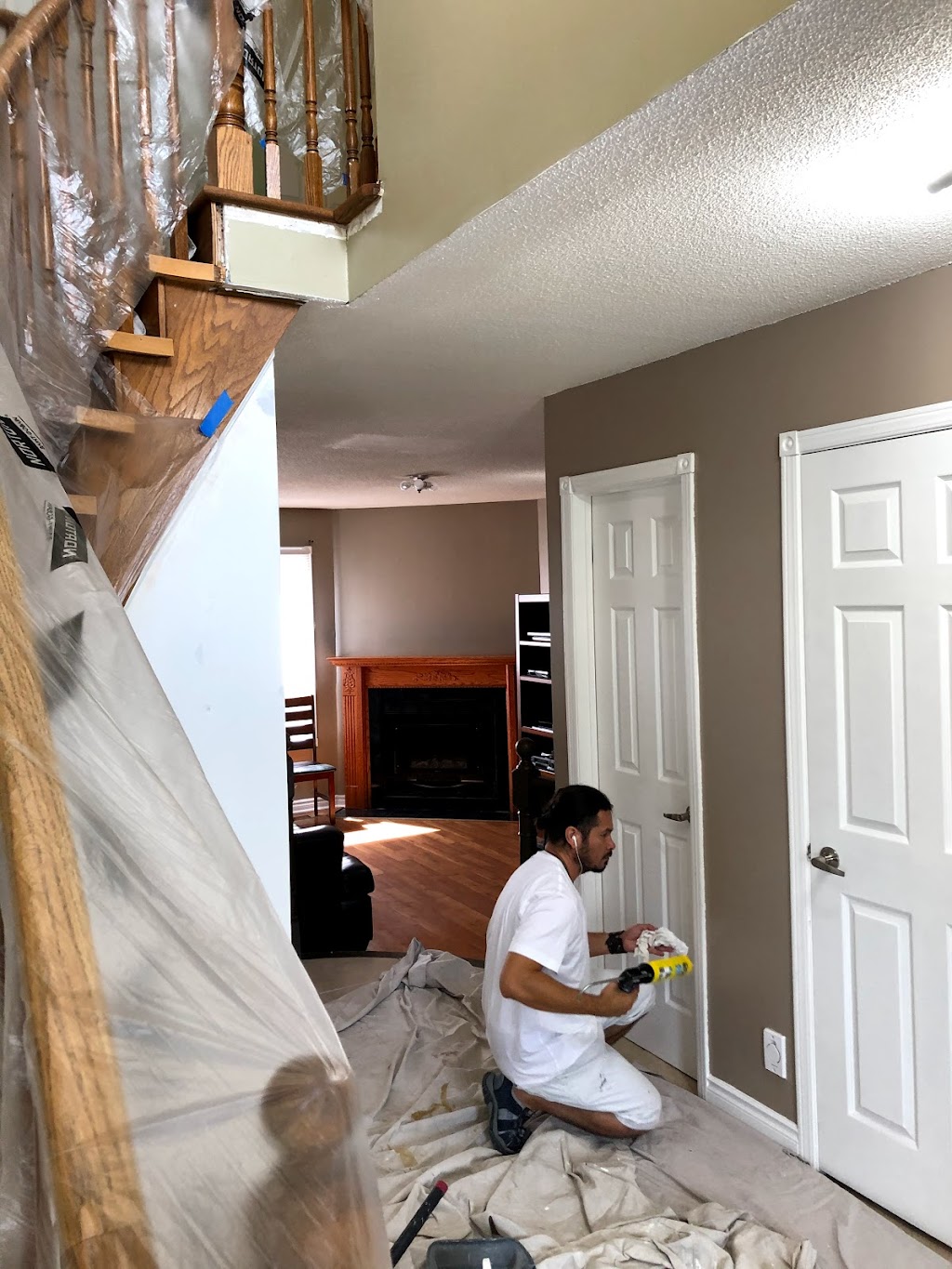 GTA painting works | 836 Grace St, Newmarket, ON L3Y 2L7, Canada | Phone: (437) 983-7303