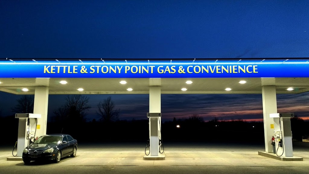 Kettle & Stony Point Gas & Convenience | 7119 Lakeshore Rd, Lambton Shores, ON N0N 1J2, Canada | Phone: (519) 786-3088