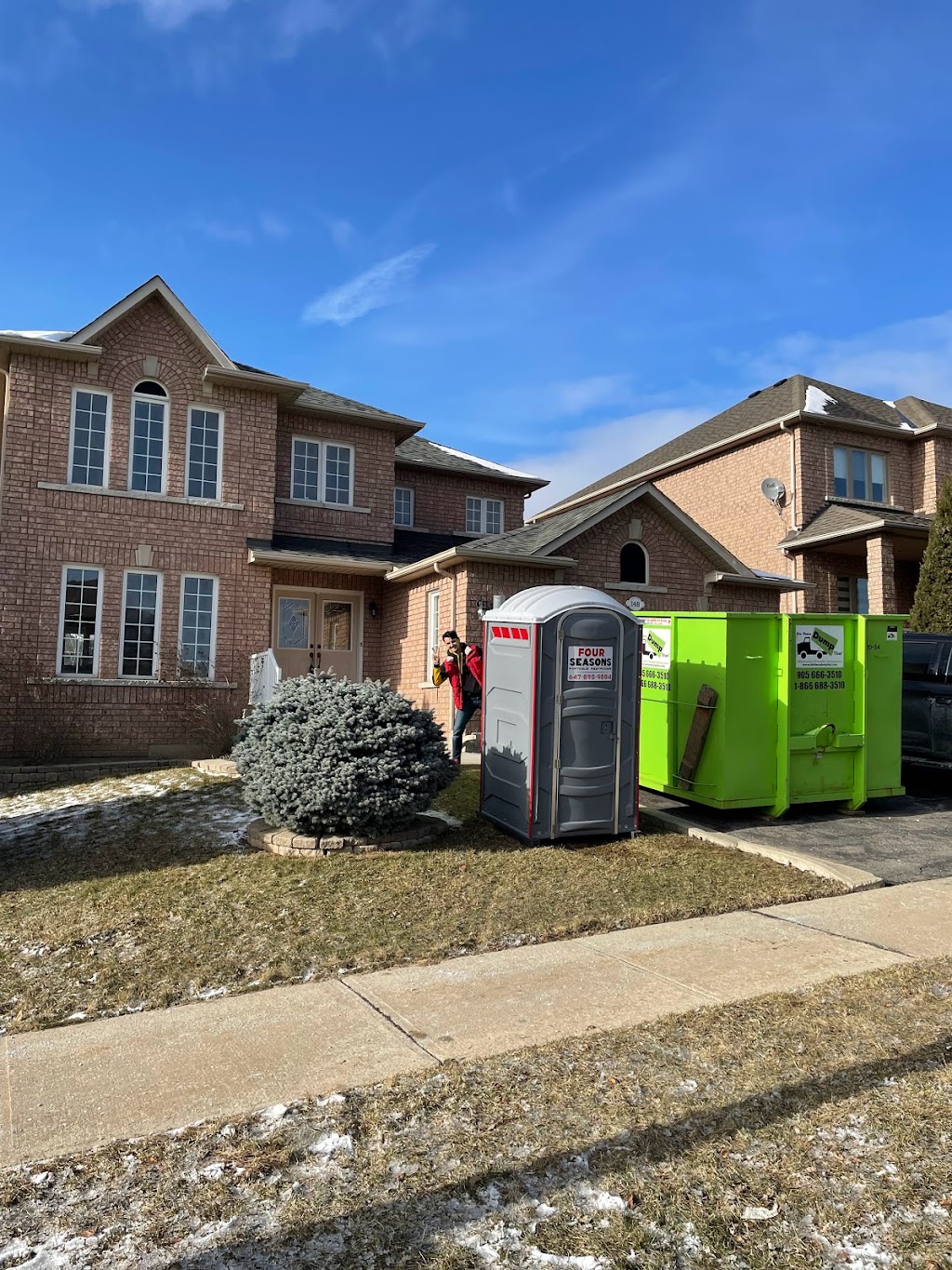 Four Seasons Portable Restrooms | 2605 Summerville Ct, Mississauga, ON L4X 2W7, Canada | Phone: (647) 895-9884