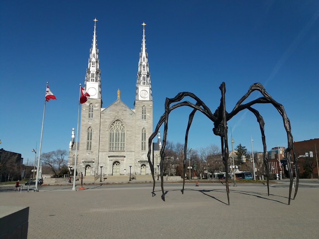 The Maman Statue | National Gallery of Canada, Sussex Dr, Ottawa, ON K1N 9N4, Canada | Phone: (613) 990-1985