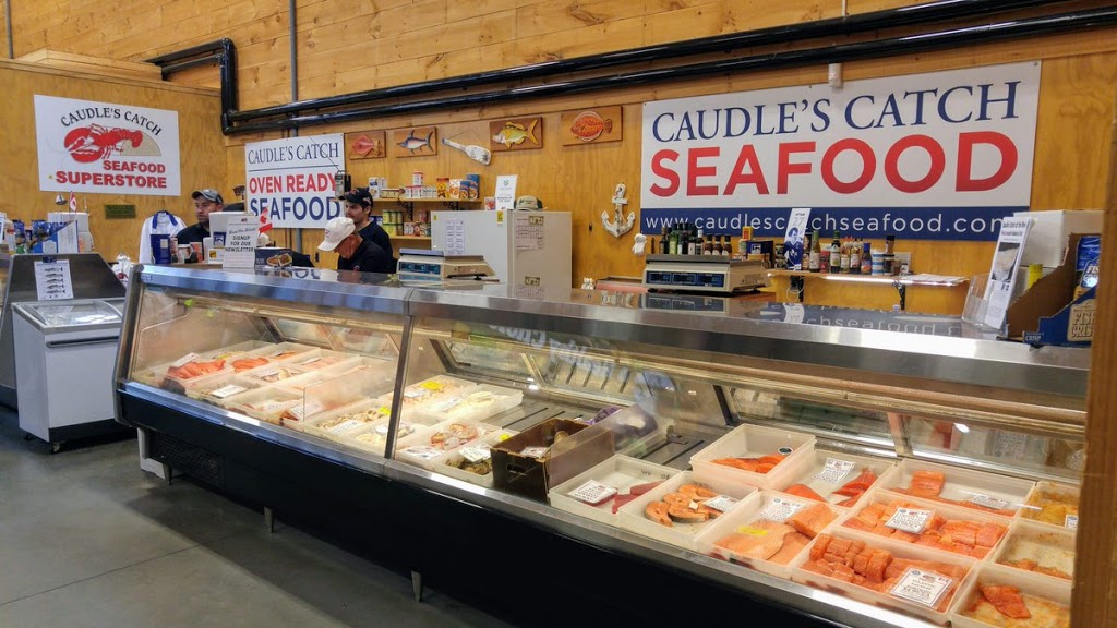 St. Jacobs Farmers Market: Caudles Catch Seafood Stall | 878 Weber St N, Woolwich, ON N2J 4A9, Canada | Phone: (519) 894-0442