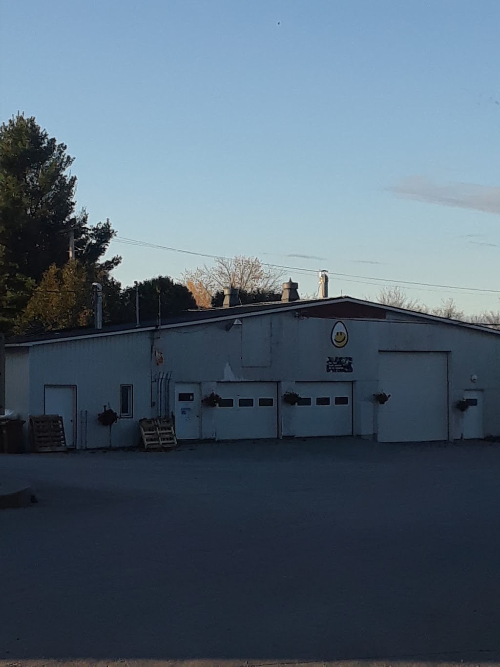 Clovis Gauthier et fils inc | 170 - Route du petit 6, Saint-Théodore-dActon, QC J0H 1Z0, Canada | Phone: (450) 546-7430