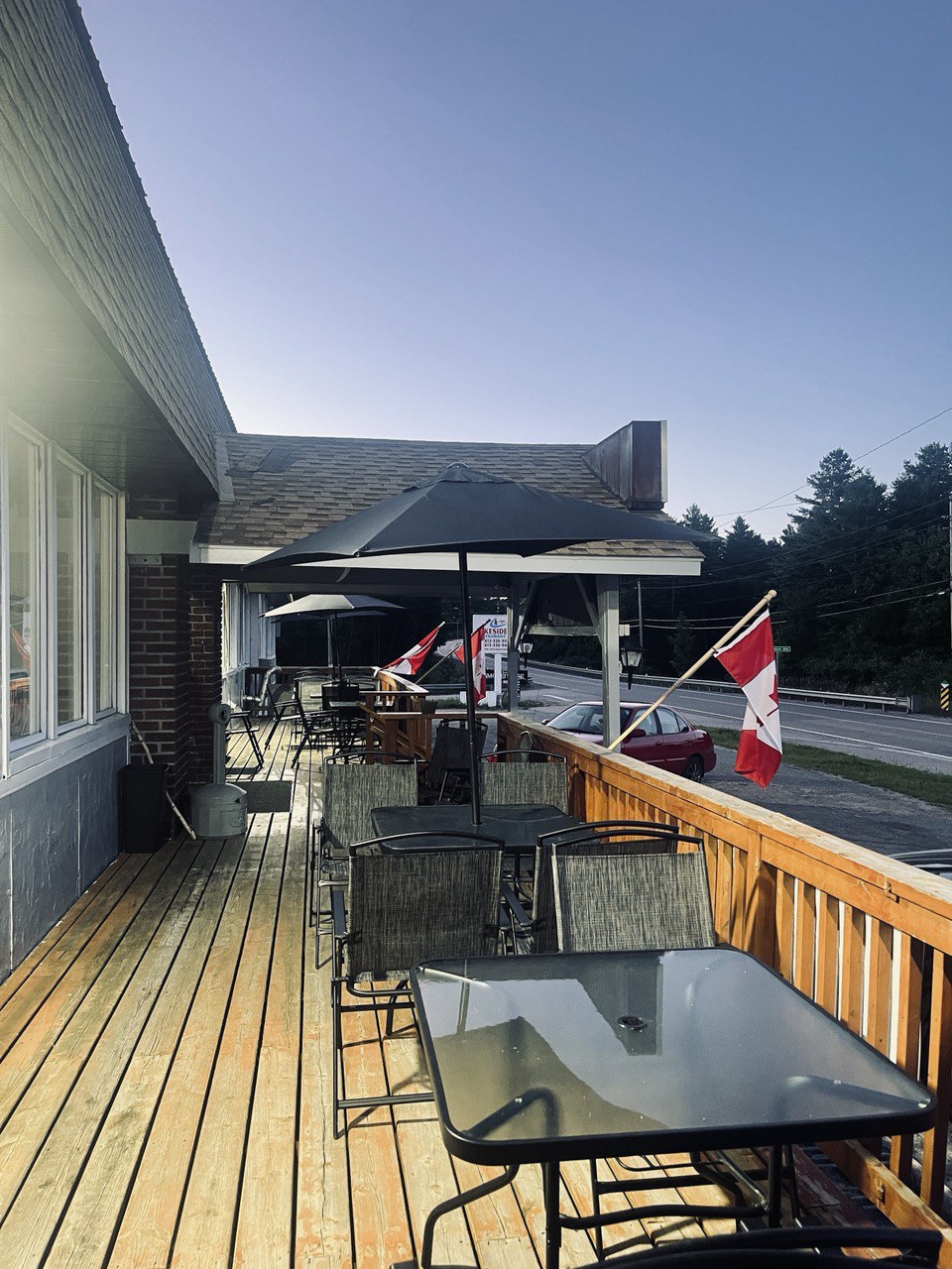 Lakeside Inn, Restaurant & Bar | 14276 Hwy 41, Cloyne, ON K0H 1K0, Canada | Phone: (613) 336-9054