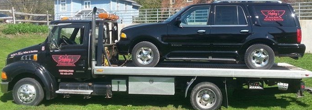 Stapley Towing | 24 Simpson St, Campbellford, ON K0L 1L0, Canada | Phone: (705) 653-3773