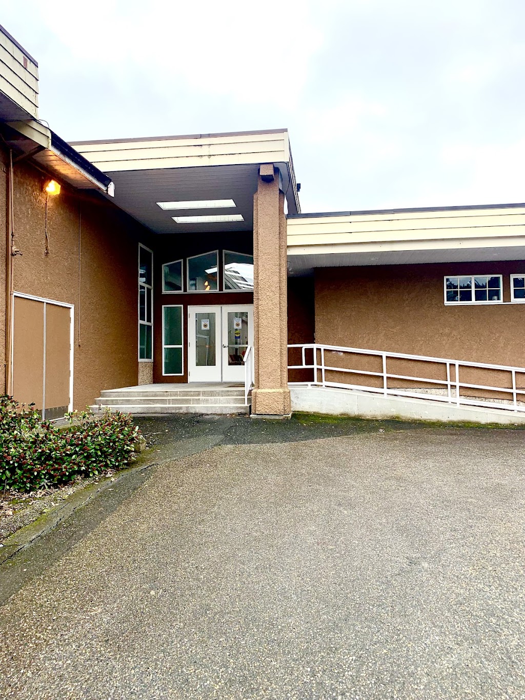 Thrive Childcare Inc | 9800 McNaught Rd, Chilliwack, BC V2P 6G2, Canada | Phone: (604) 845-4964