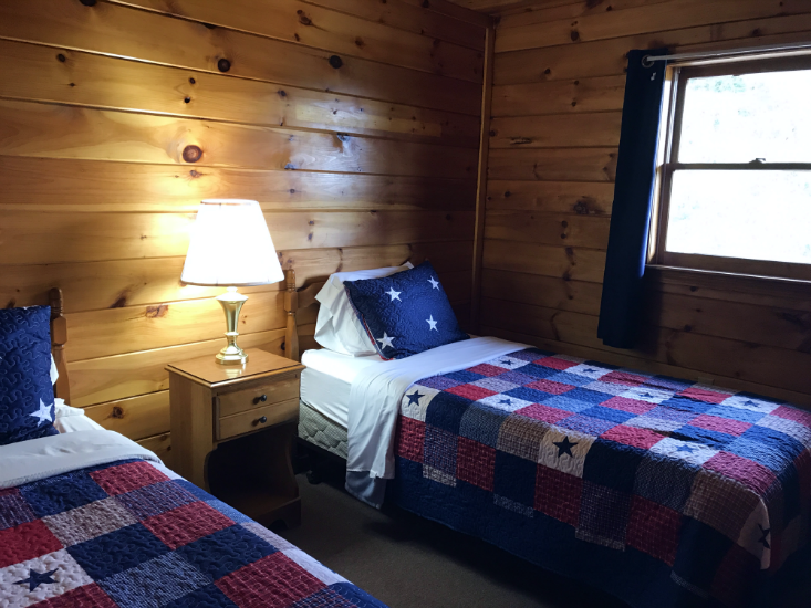 Northern Trails Lodging & Adventures | 6 Motel Drive, Pittsburg, NH 03592, USA | Phone: (603) 331-1975