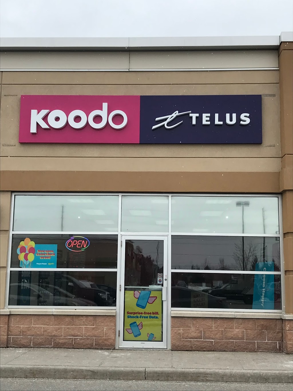 Koodo & TELUS | 555 Essa Rd Unit A8, Barrie, ON L4N 6A9, Canada | Phone: (705) 721-8777