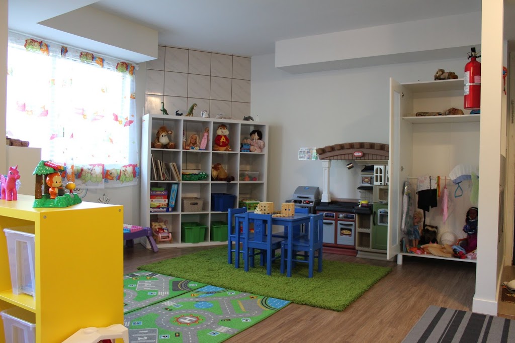 Puzzles Child Care Centre | 1761 Tatlow Ave, North Vancouver, BC V7P 3A1, Canada | Phone: (778) 918-6343