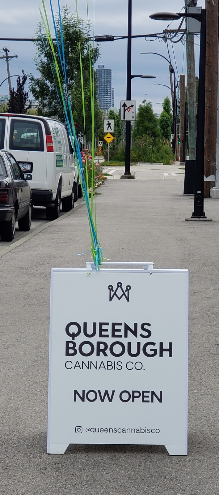 Queensborough Cannabis Co | 540 Ewen Ave, New Westminster, BC V3M 5B8, Canada | Phone: (604) 540-2800