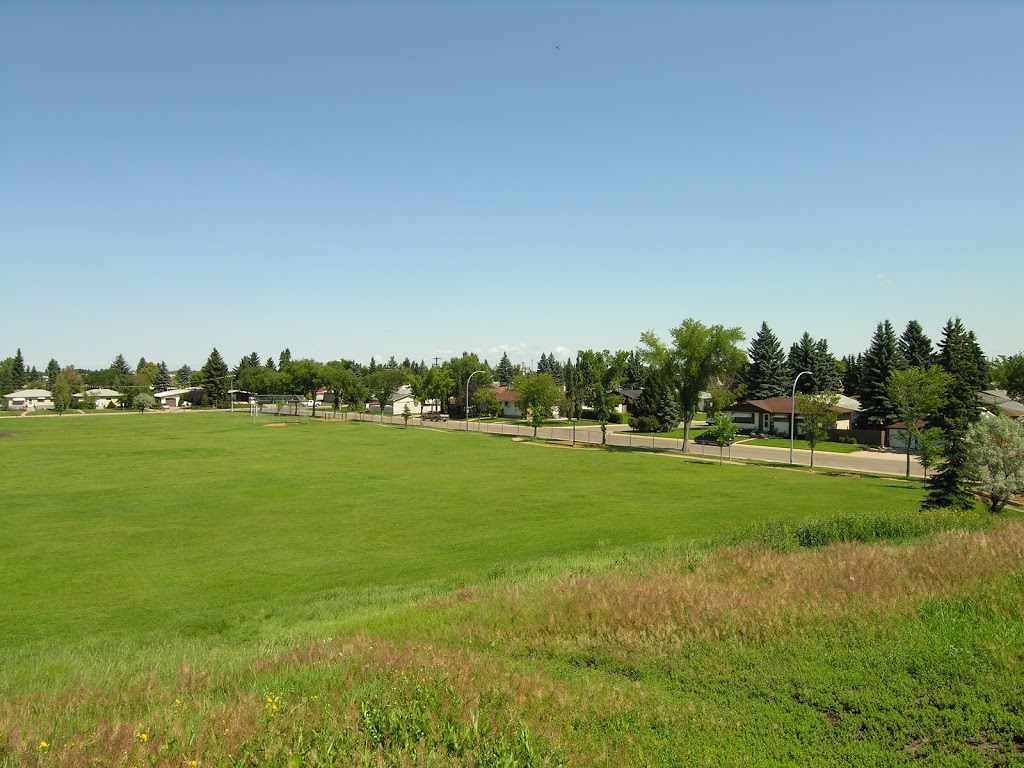 Kenilworth Field | 8313 68a St NW, Edmonton, AB T6B 0J9, Canada | Phone: (780) 496-1117