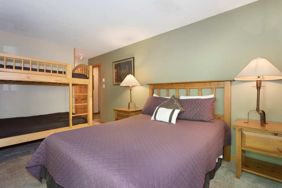 Arrowhead Point - Whistler Premier | 4890 Painted Cliff Rd, Whistler, BC V0N 1B4, Canada | Phone: (888) 621-1177