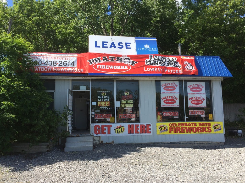 Phatboy Fireworks | 2268 Princess St, Kingston, ON K7M 3R6, Canada | Phone: (800) 438-2614