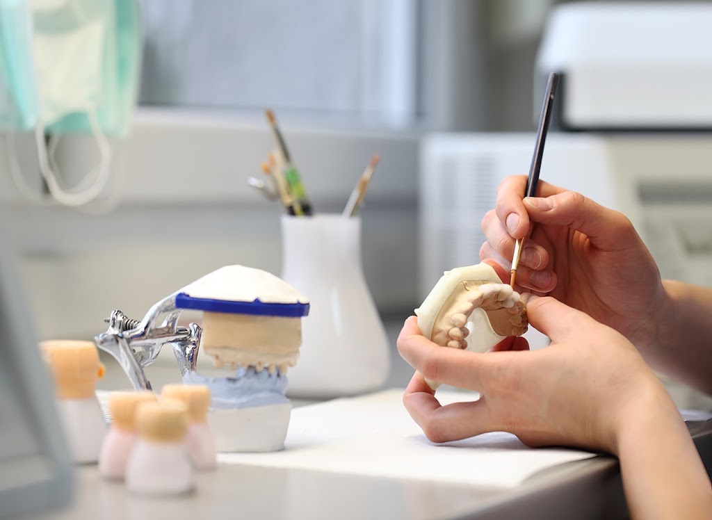 VoyDent Dental Laboratory | 1261 A St Clair Ave W, Toronto, ON M6E 1B8, Canada | Phone: (647) 717-3133