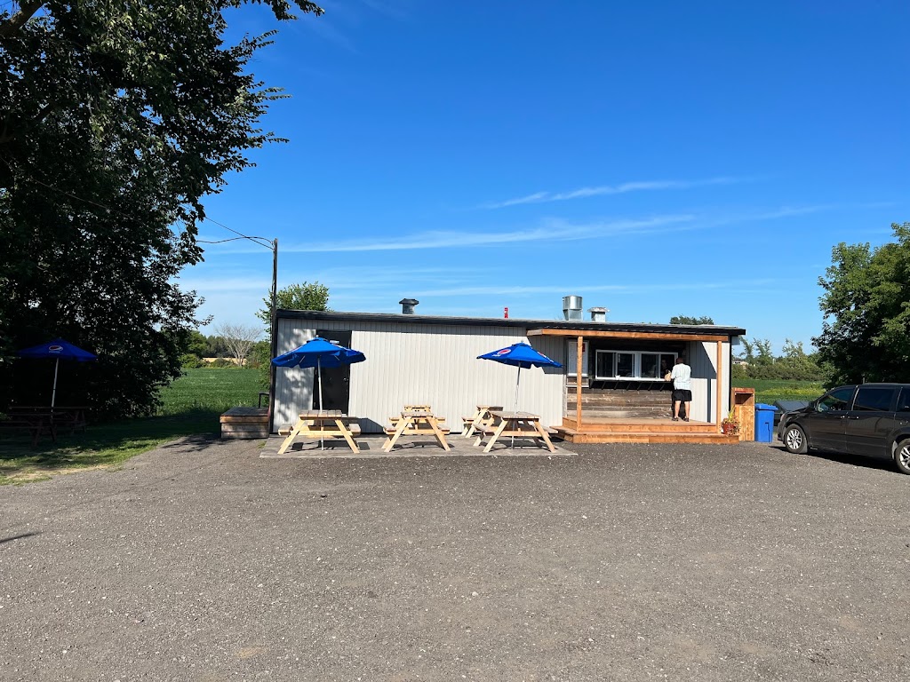 Casse-Croûte Halte 269 | 1245 QC-269, Saint-Gilles, QC G0S 2P0, Canada | Phone: (418) 918-0030