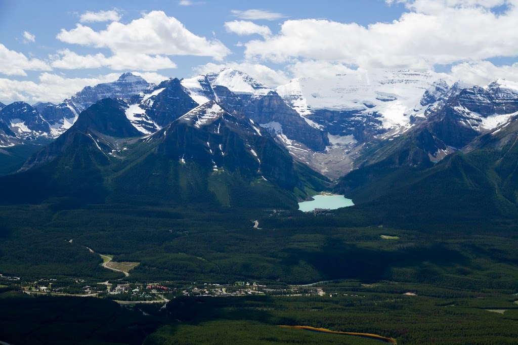 Lake Louise Ski Area Ltd. | 934 15 Ave SW, Calgary, AB T2R 0S3, Canada | Phone: (403) 244-4449