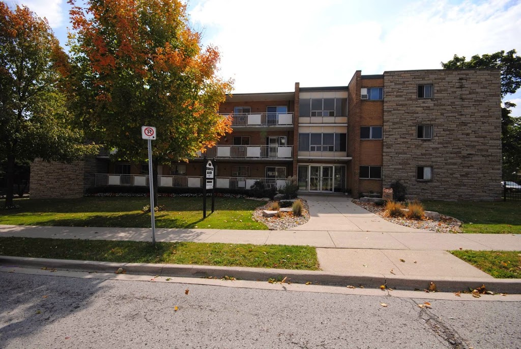 Sherwood Manor Apartments | 1200 Fennell Ave E, Hamilton, ON L8T 1T2, Canada | Phone: (905) 574-5623