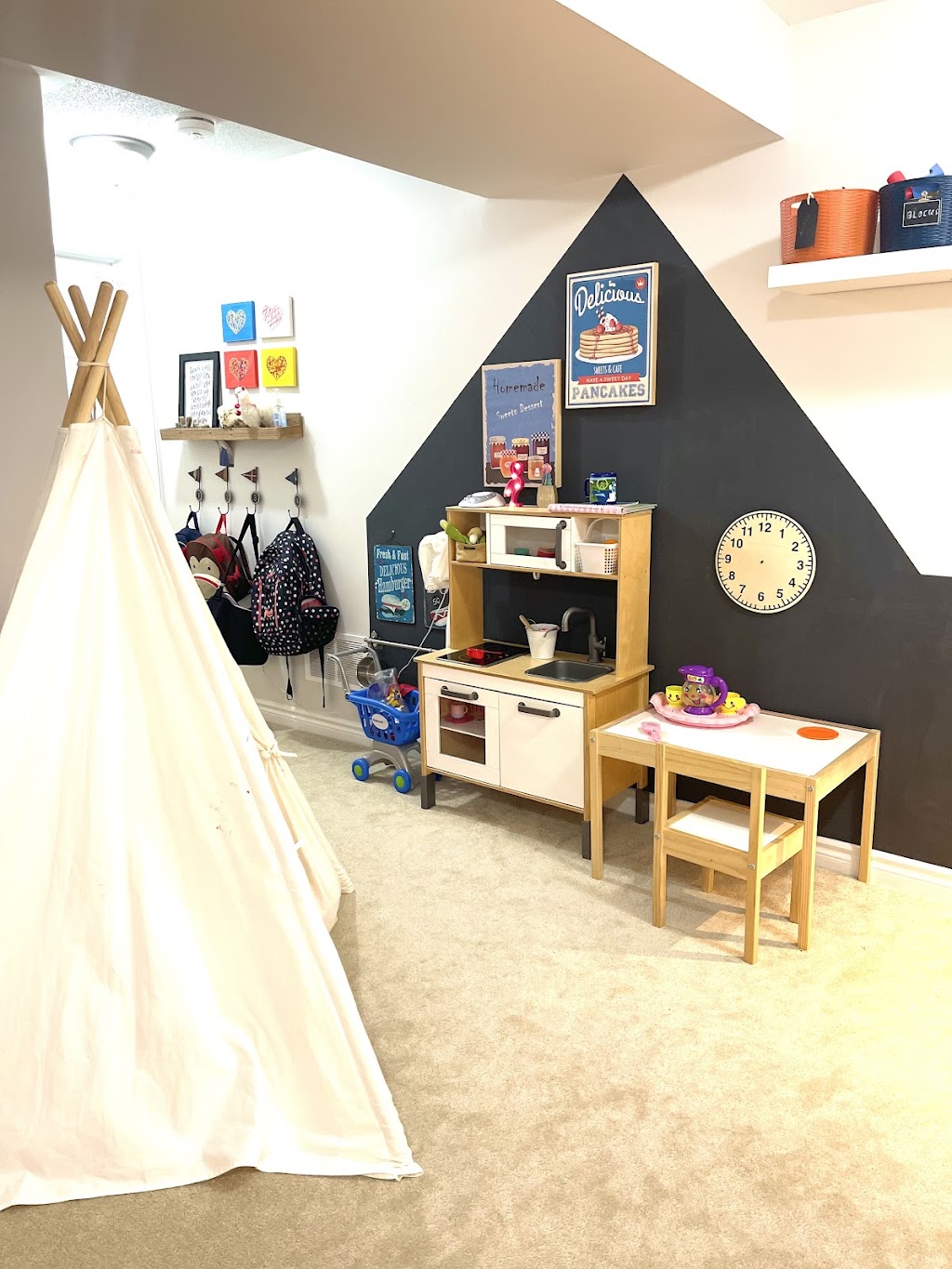 Little Adventure Home Daycare | 522 Cope Dr, Stittsville, ON K2V 0N8, Canada | Phone: (613) 867-3620