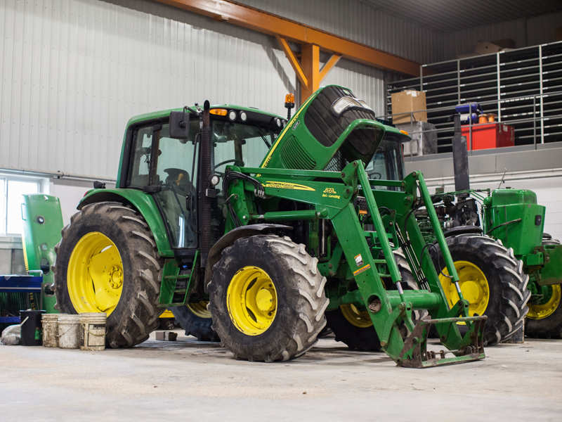 We Trac Farm Service | 9134 Wellington Rd 5, Harriston, ON N0G 1Z0, Canada | Phone: (519) 510-6000