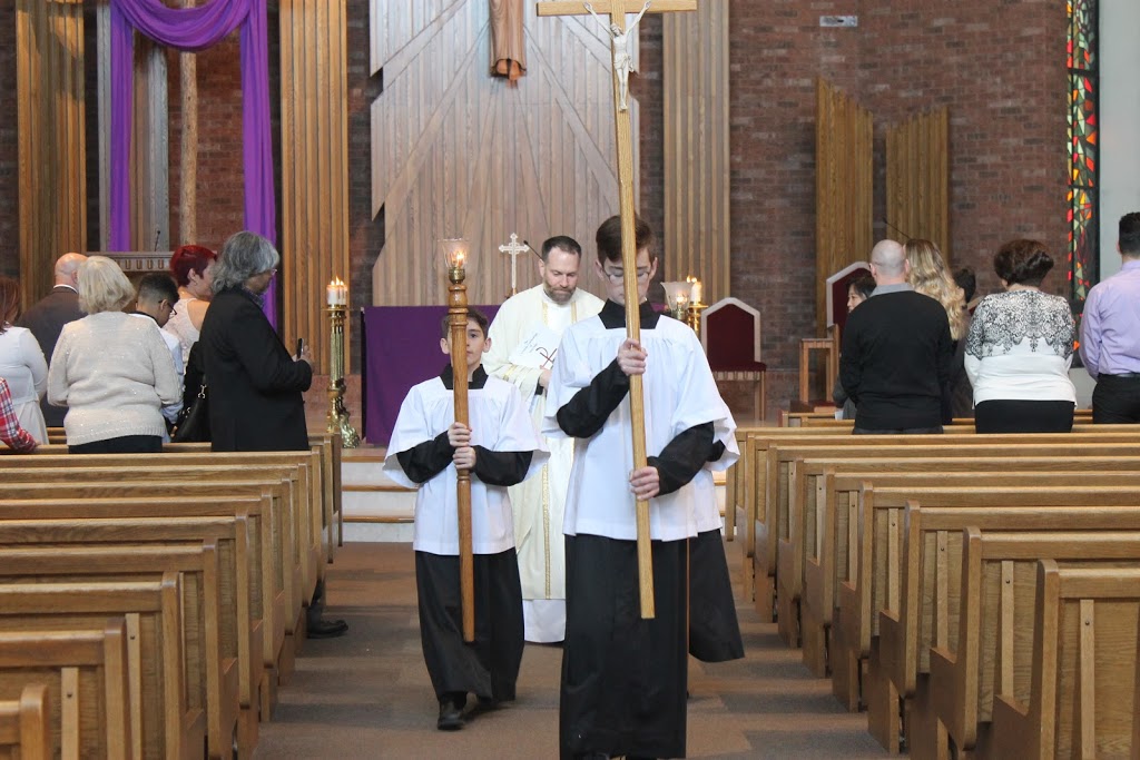 Blessed Sacrament Roman Catholic Church | 305 Laurentian Dr, Kitchener, ON N2E 2N6, Canada | Phone: (519) 742-5061