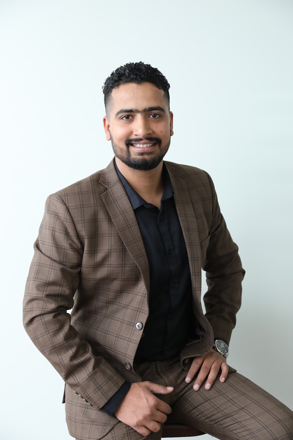 Realtor Amit kumar | 821 Bovaird Dr W Unit 35, Brampton, ON L6X 0T9, Canada | Phone: (647) 285-4188